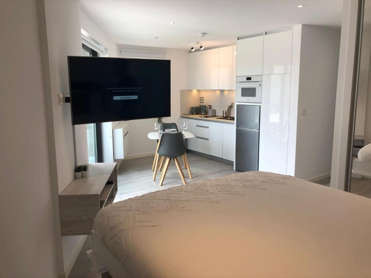 Cp High Floor Luxury Studio With Sea View Gibraltar Exteriör bild